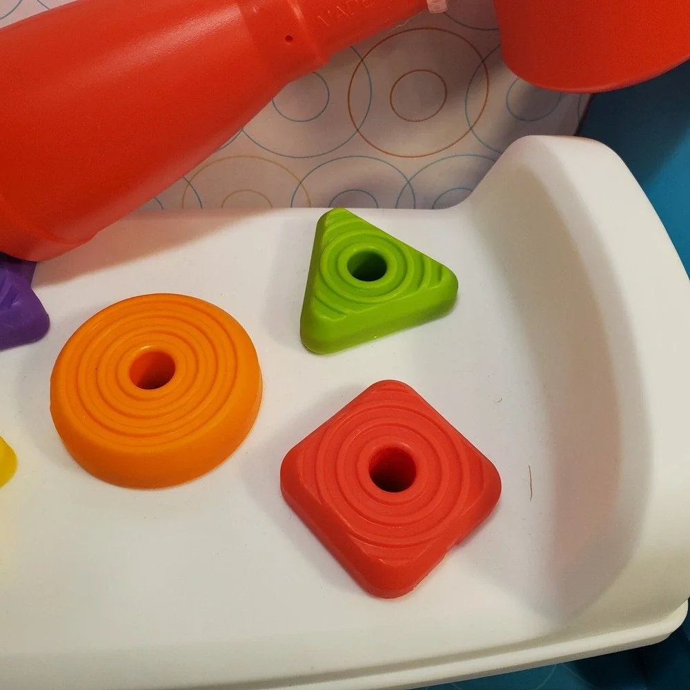 FISHER PRICE Tap and Turn Bench New in Original Packaging. 12M+ Learning Toy